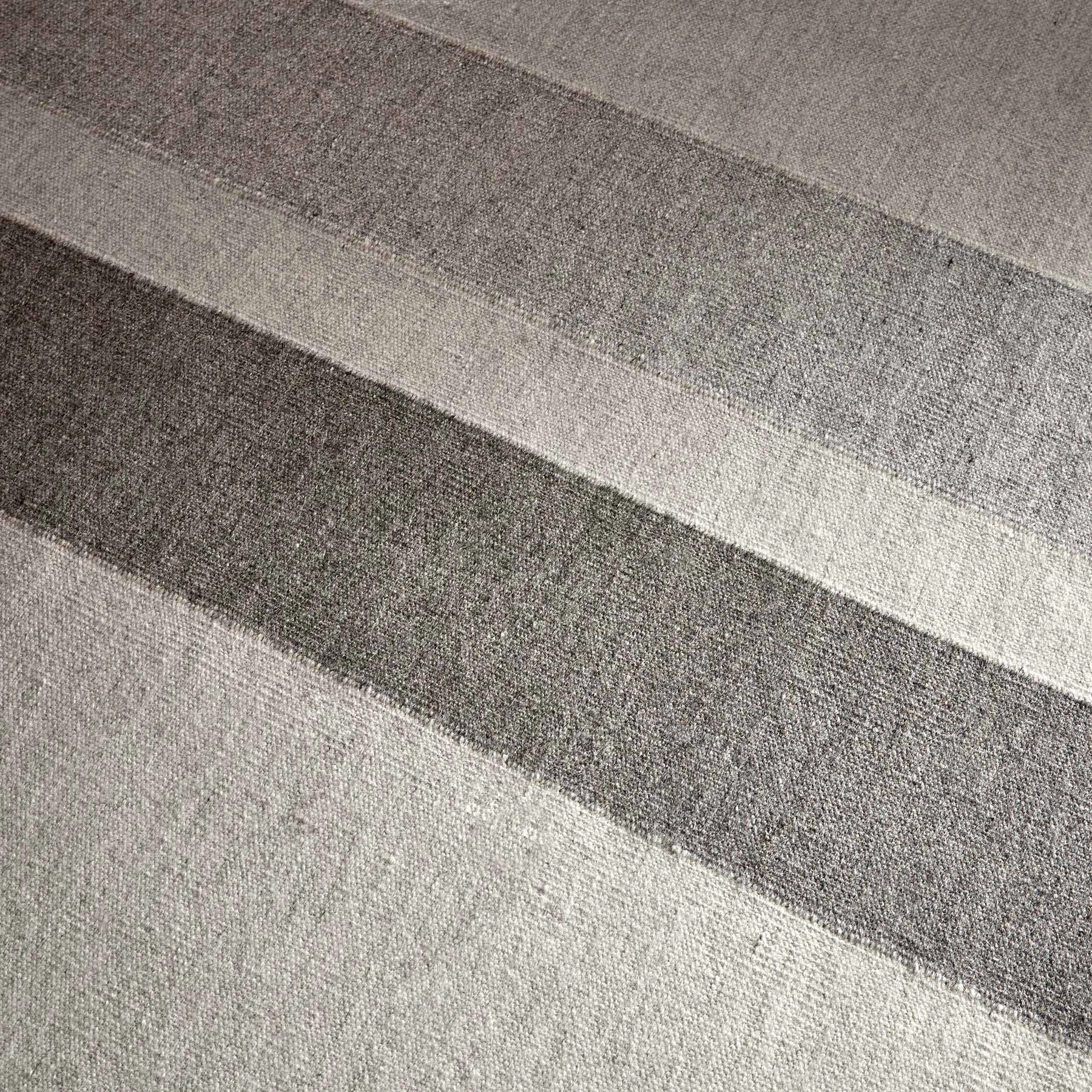 Double Stripe Runner - Natural/Grey