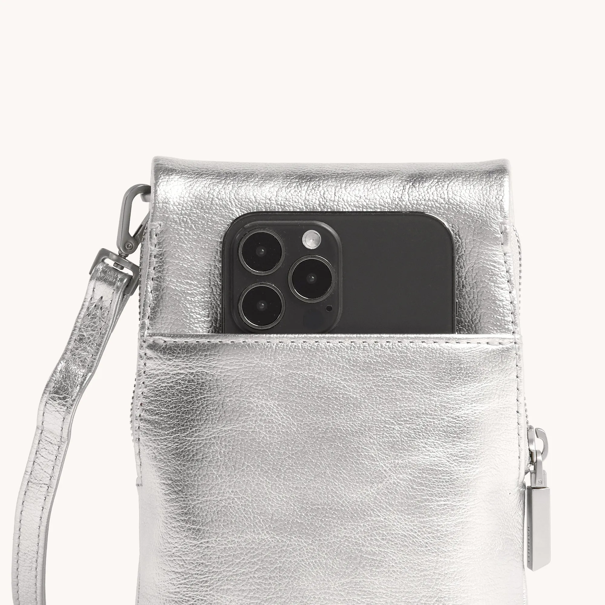 VIP Mobile | Sidewalk Silver/Brushed Silver